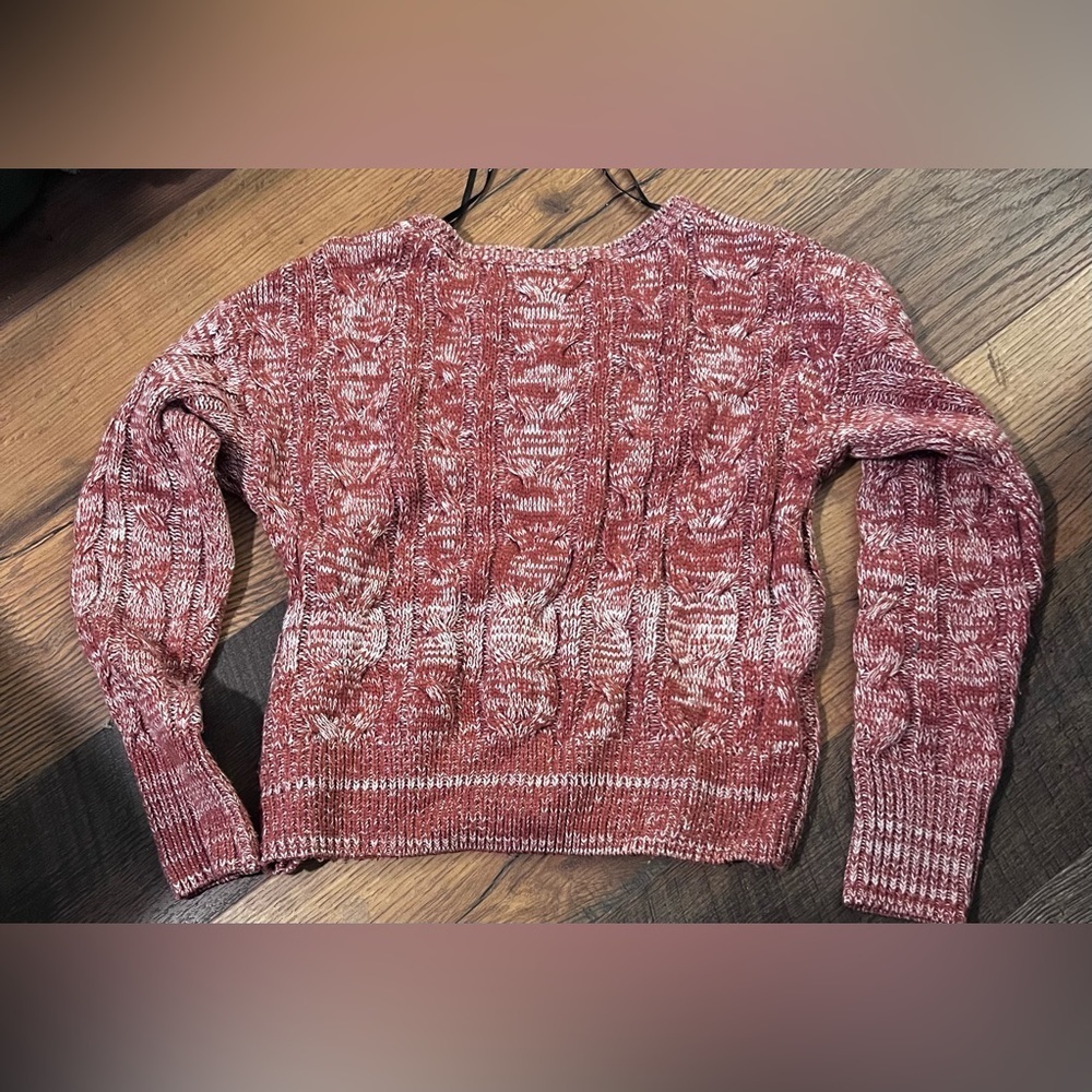 Sweater - Picture 4 of 4